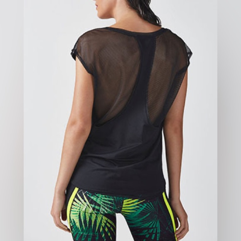 Fabletics Vanessa Top NWT size small